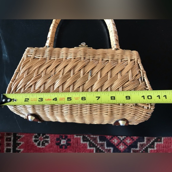 Vintage Woven Garay Handbag Made in Hong Kong - Picture 10 of 14